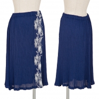  ISSEY MIYAKE me Embroidery Flare Skirt Navy S-M