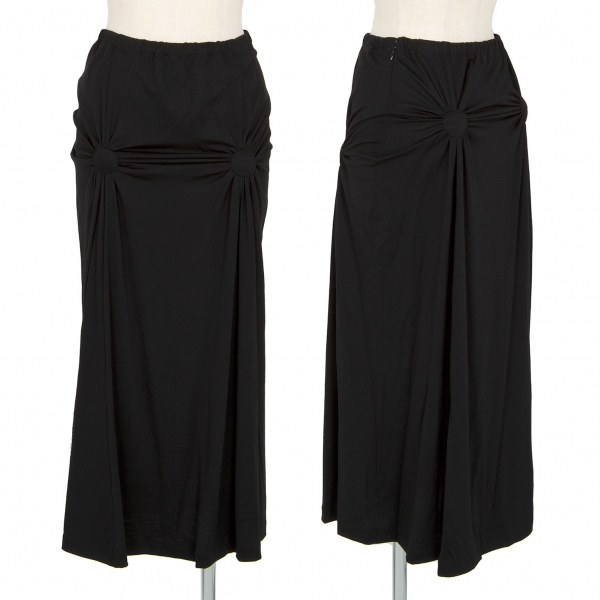 イッセイミヤケISSEY MIYAKE ウールシワワッペン装飾カットスカート 黒1
