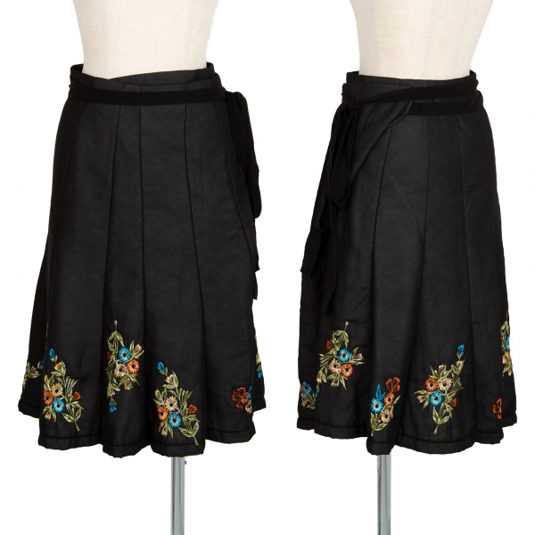 トリココムデギャルソンtricot COMME des GARCONS ウエストリボン絞り花柄刺繍中綿ラップスカート 黒M