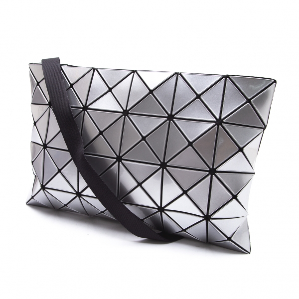 BAO BAO ISSEY MIYAKE 4×6 Lucent Shoulder Bag Silver | PLAYFUL