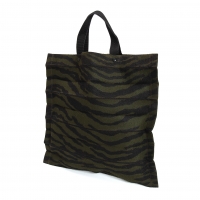  ISSEY MIYAKE Tiger camo pleated mini tote bag Forest green,Black 