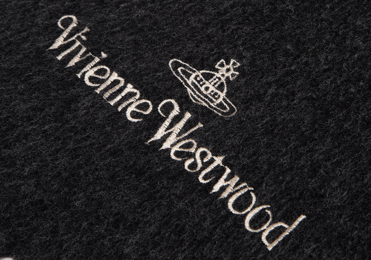 Vivienne Westwood / ヴィヴィアンウエストウッド ■ ロゴ刺繍 マフラー ウール100% ブラウン メンズ / MEN / 男性 / ボーイズ / 紳士 ブランド  [0990009555]