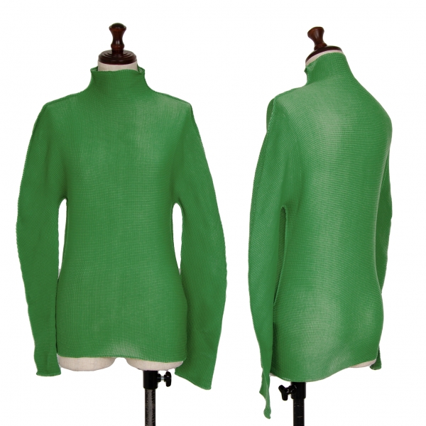 ISSEY MIYAKE me Stretch Pleated Turtleneck T Shirt Green F | PLAYFUL