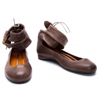  CHIE MIHARA Belted Leather Pumps Brown 38