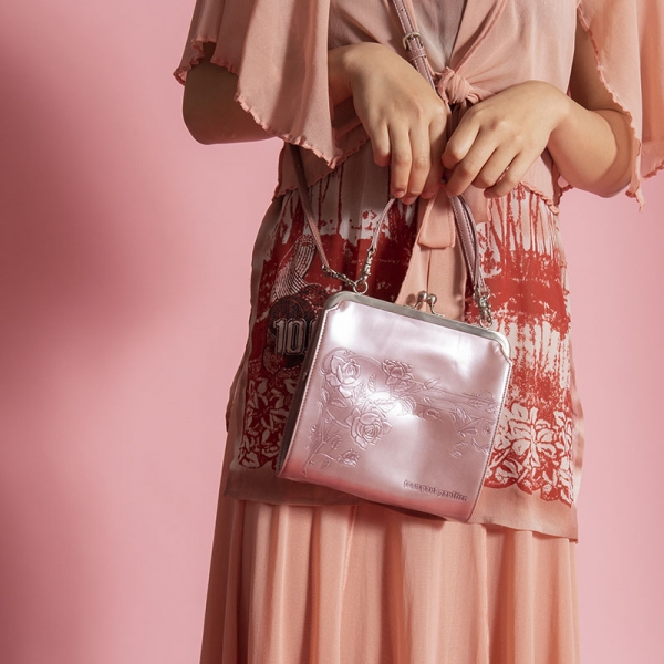 Jean Paul GAULTIER Rose Embossing Bag Pink   PLAYFUL
