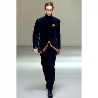  ISSEY MIYAKE MEN Pattern Switched Velvet Suit Black 2