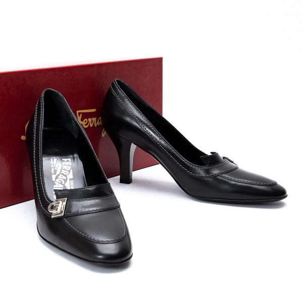 black leather heel shoes