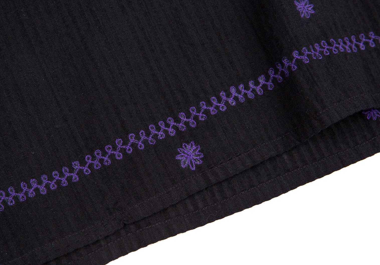 イッセイミヤケ ハートISSEY MIYAKE HaaT 刺繍装飾チュニックブラウス 黒3