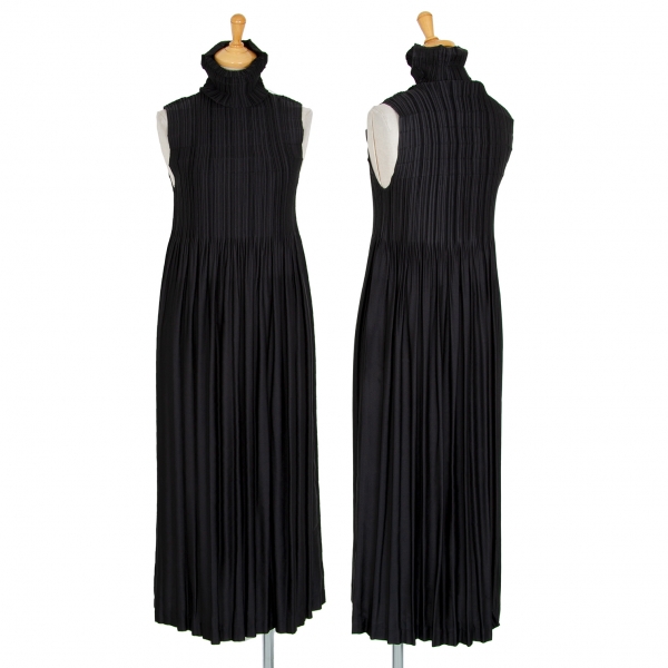 ISSEY MIYAKE Faded Pleats Dress Black 2 | PLAYFUL
