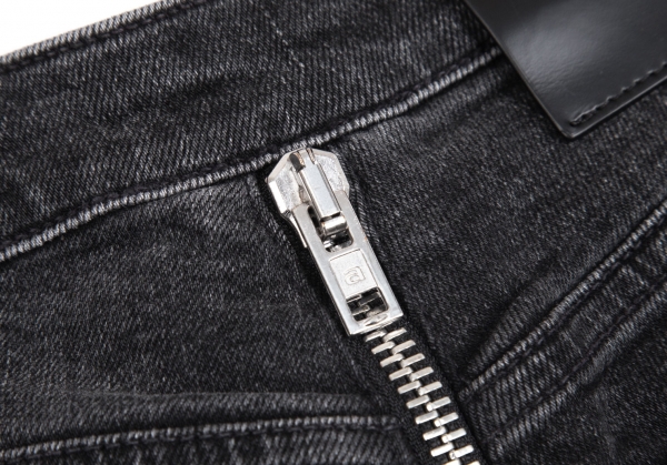 Alexander Back Zip Design Stretched Jeans Black 24 | PLAYFUL